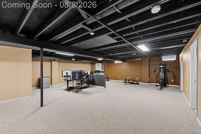 19944 Townsend Drive, Macomb Township, MI 48044