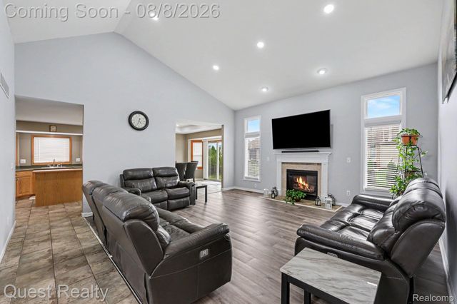 19944 Townsend Drive, Macomb Township, MI 48044