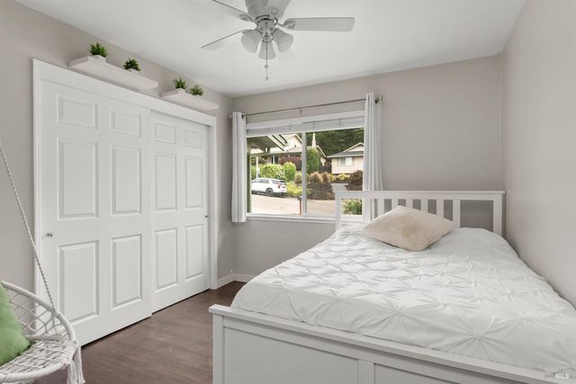 5642 Yerba Buena Rd, Santa Rosa, CA 95409