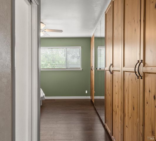 5642 Yerba Buena Rd, Santa Rosa, CA 95409