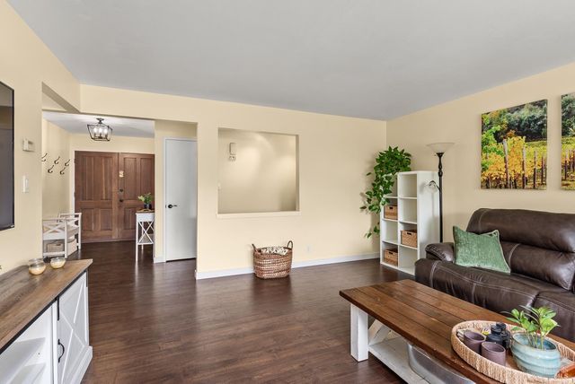 5642 Yerba Buena Rd, Santa Rosa, CA 95409