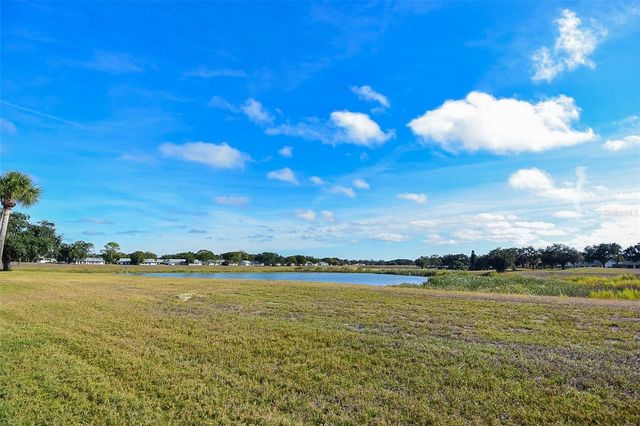 11110 CARRIAGE HILL DRIVE 5, Port Richey, FL 34668