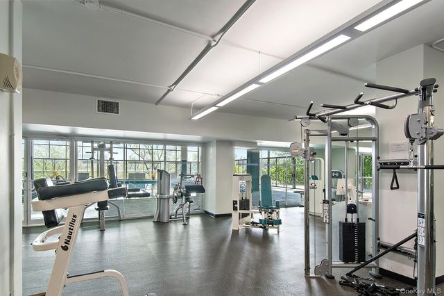 2500 Johnson Avenue 6S, Bronx, NY 10463