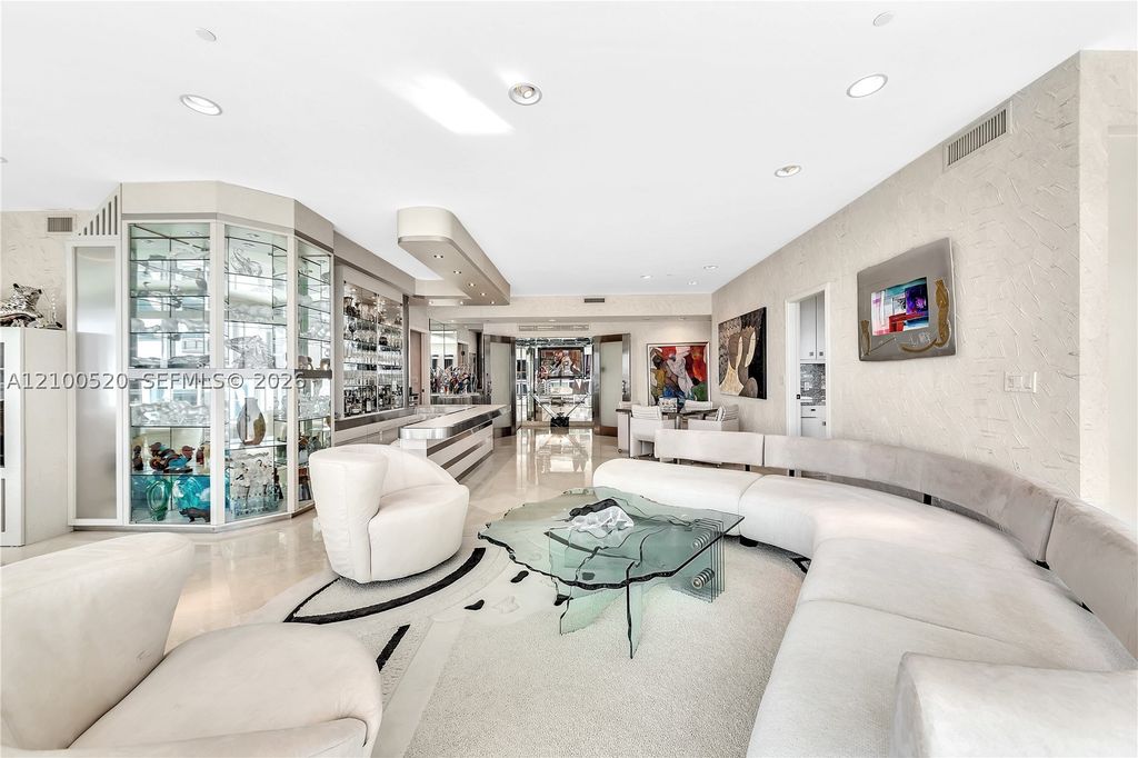 Image 11 of property listing at 10101 Collins Ave 11D +Cabana, Bal Harbour, FL 33154