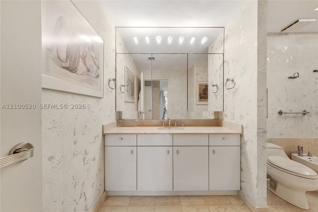 Image 63 of property listing at 10101 Collins Ave 11D +Cabana, Bal Harbour, FL 33154