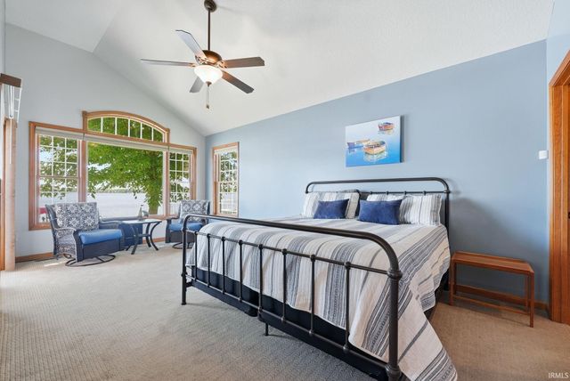 595 Lane 101 Hamilton Lake, Hamilton, IN 46742