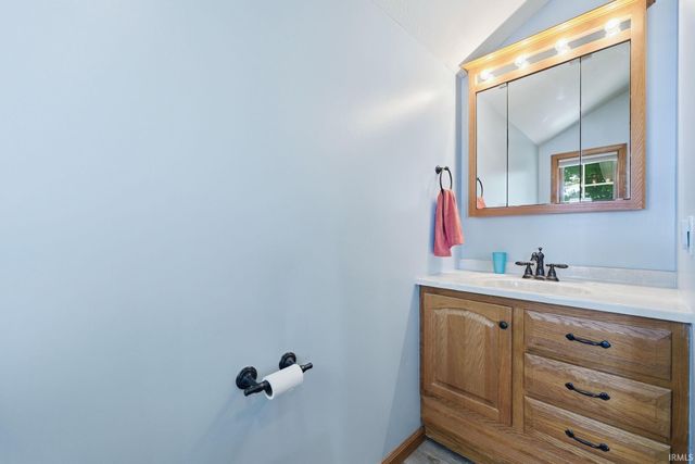 595 Lane 101 Hamilton Lake, Hamilton, IN 46742