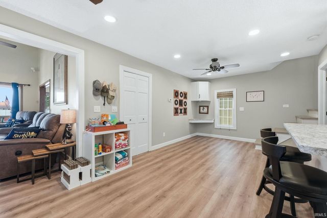 595 Lane 101 Hamilton Lake, Hamilton, IN 46742