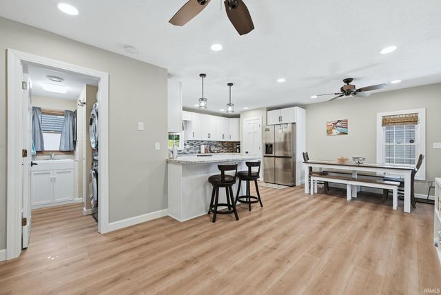 595 Lane 101 Hamilton Lake, Hamilton, IN 46742