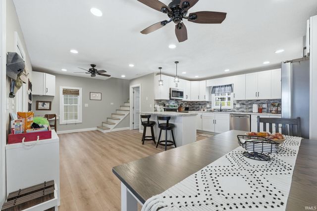 595 Lane 101 Hamilton Lake, Hamilton, IN 46742