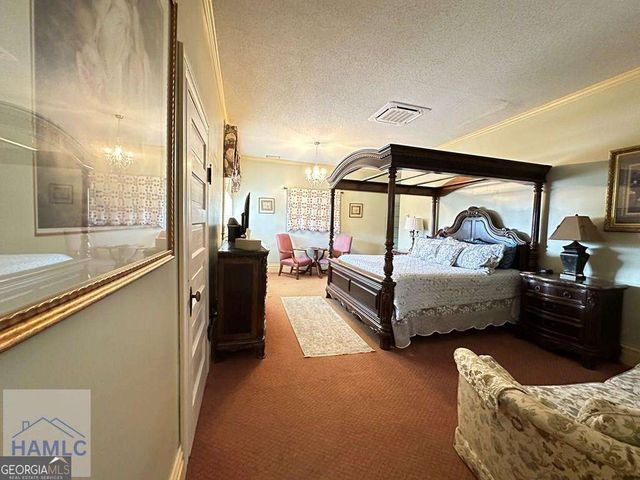 426 W Church Street, Swainsboro, GA 30401