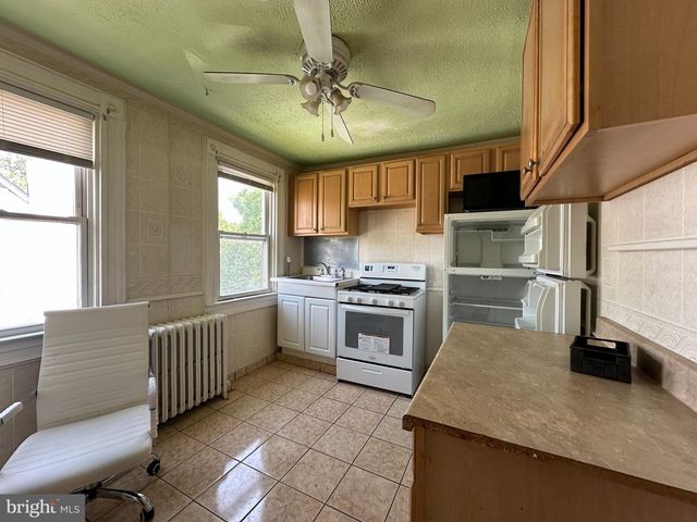 2116 LORRAINE AVE, Gwynn Oak, MD 21207
