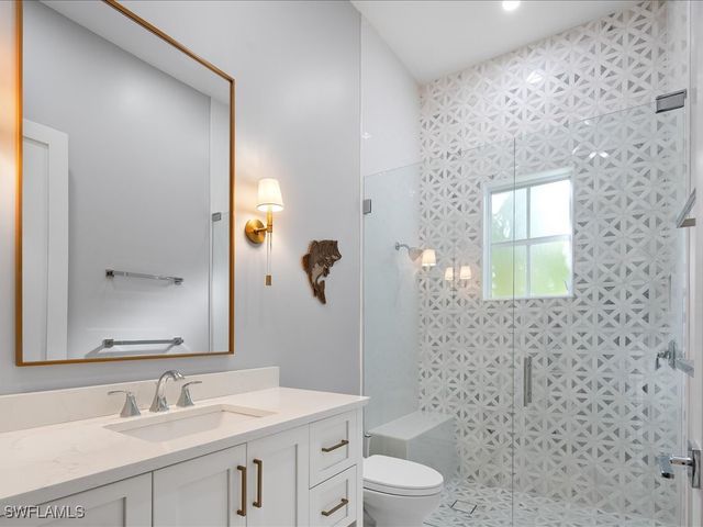 6665 Mill Run CIR, Naples, FL 34109