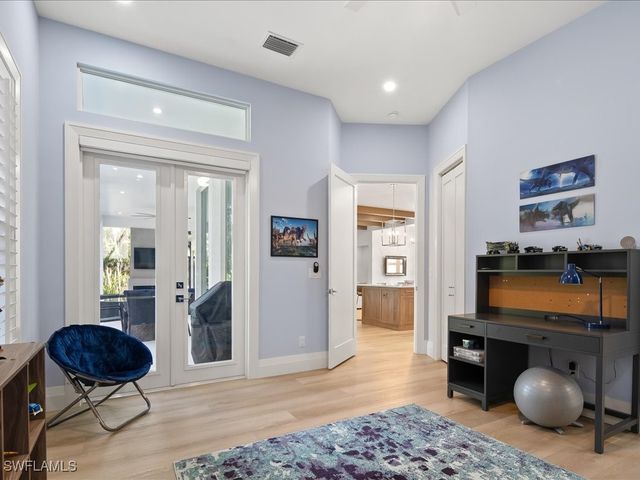 6665 Mill Run CIR, Naples, FL 34109