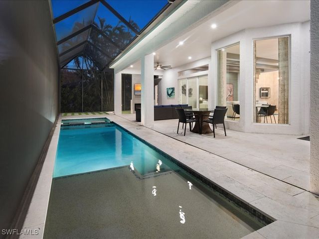 6665 Mill Run CIR, Naples, FL 34109