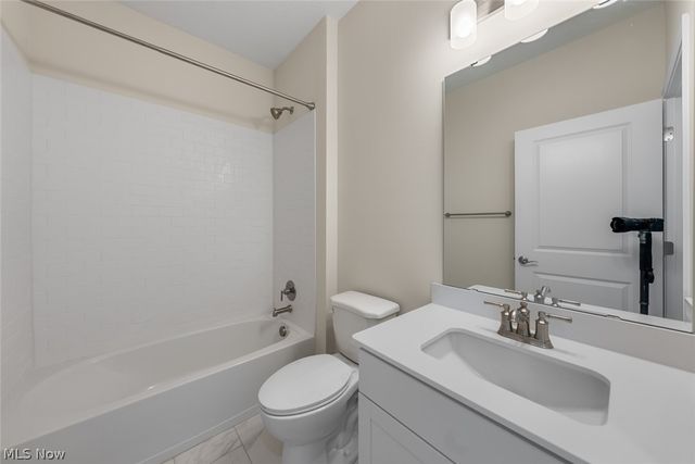 2440 Merriment Drive, Amherst, OH 44035