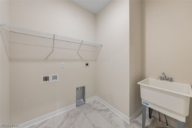 2440 Merriment Drive, Amherst, OH 44035