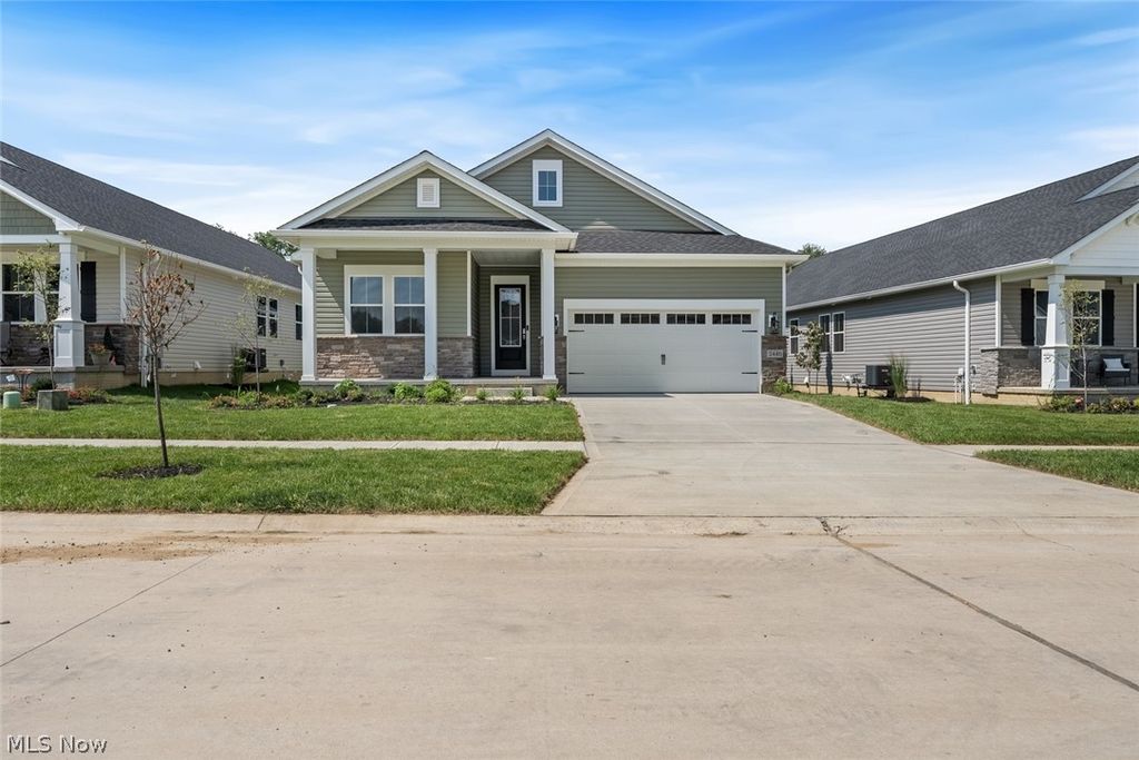 2440 Merriment Drive, Amherst, OH 44035