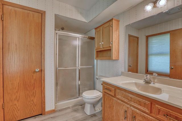 4355 Longview DRIVE, New Berlin, WI 53151