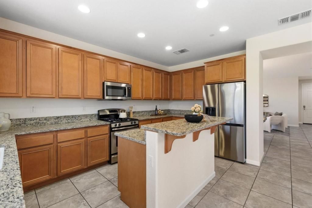Image 15 of property listing at 1251 Jicarilla Place, Gilroy, CA 95020