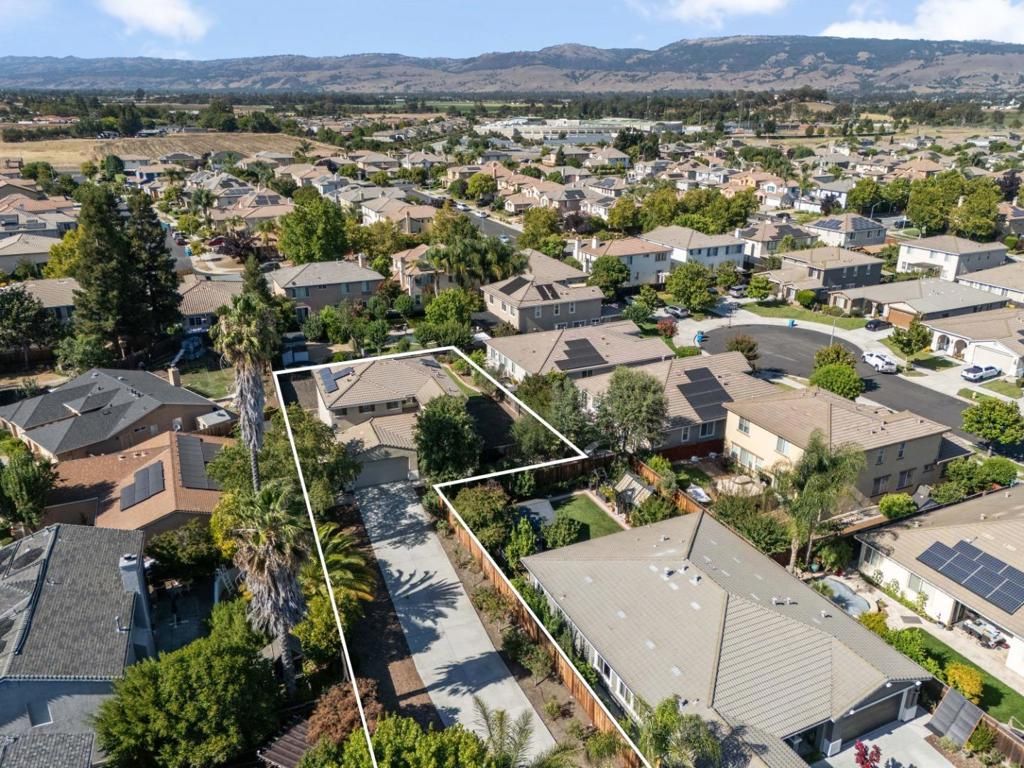Image 50 of property listing at 1251 Jicarilla Place, Gilroy, CA 95020