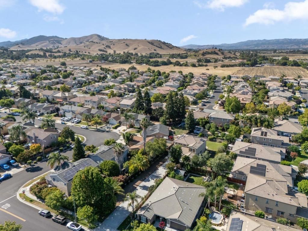 Image 51 of property listing at 1251 Jicarilla Place, Gilroy, CA 95020