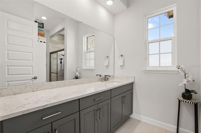 260 HAMPTON LOOP, Davenport, FL 33837