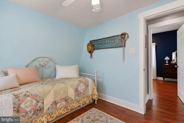 23 W CHELTON RD, Brookhaven, PA 19015