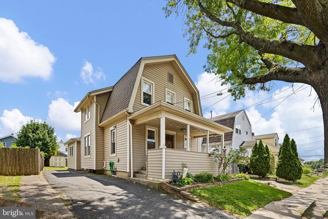 23 W CHELTON RD, Brookhaven, PA 19015