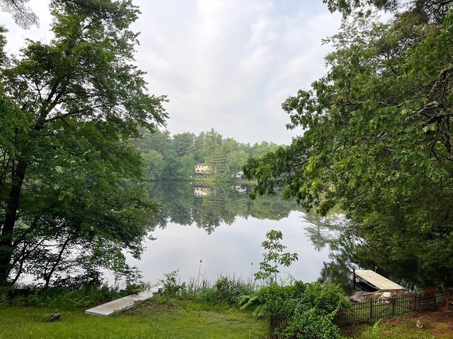 56 Shore Dr, Upton, MA 01568