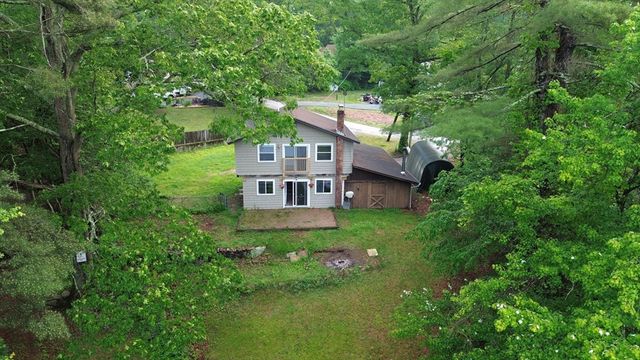 56 Shore Dr, Upton, MA 01568
