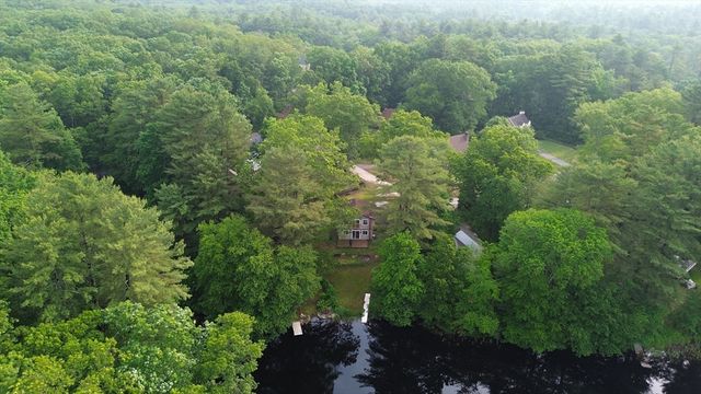 56 Shore Dr, Upton, MA 01568