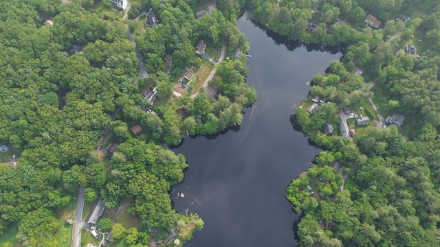 56 Shore Dr, Upton, MA 01568