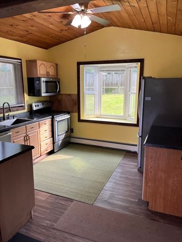 56 Shore Dr, Upton, MA 01568