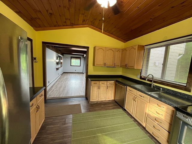 56 Shore Dr, Upton, MA 01568