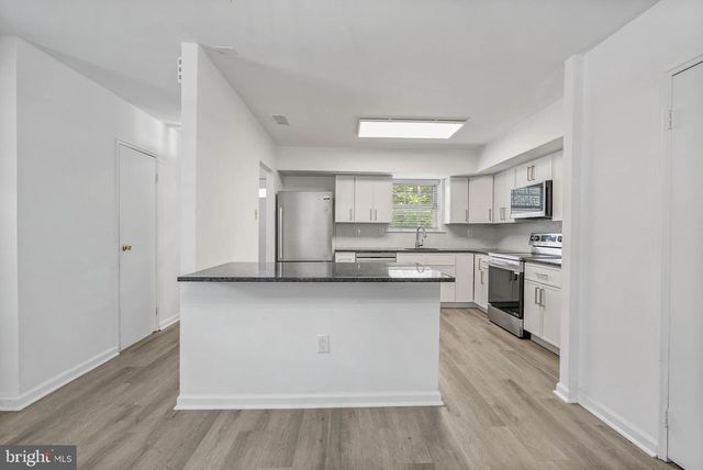 104 HAMPSTEAD DR, Ambler, PA 19002