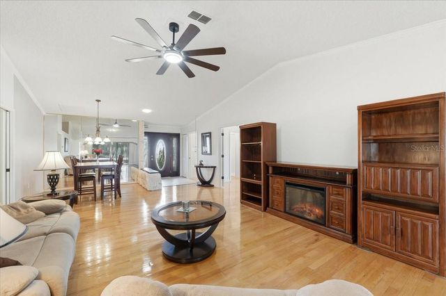 3104 SAND TRAP COURT, Lakeland, FL 33810