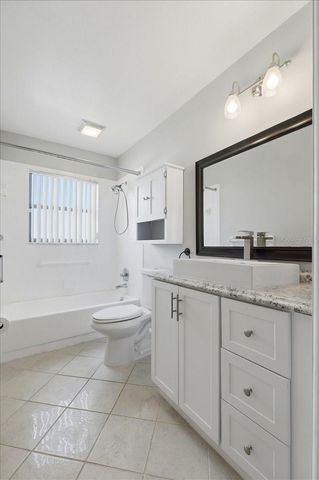 3104 SAND TRAP COURT, Lakeland, FL 33810