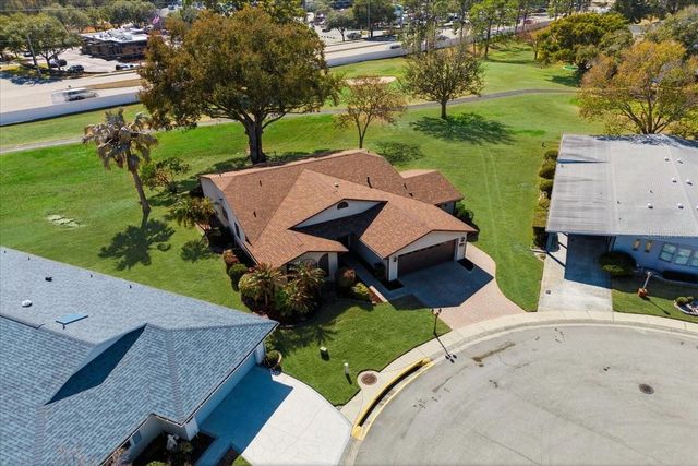 3104 SAND TRAP COURT, Lakeland, FL 33810