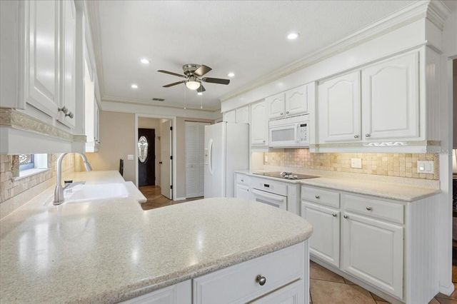 3104 SAND TRAP COURT, Lakeland, FL 33810