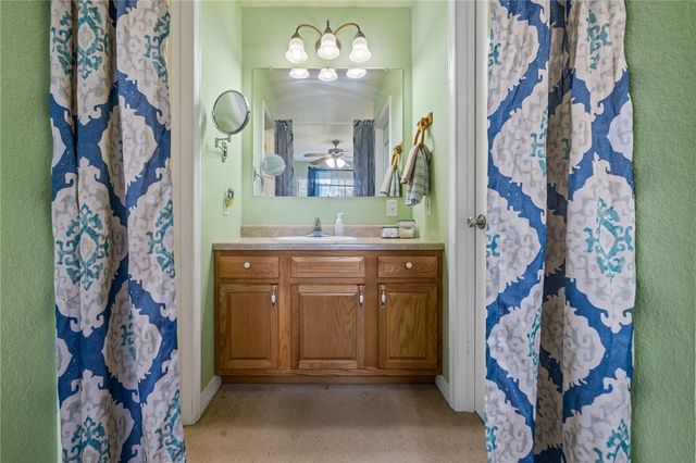 7814 Pine Meadows Drive, Omaha, AR 72662