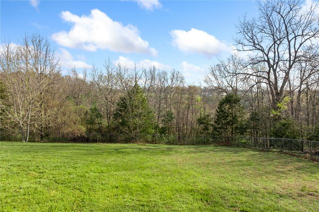 7814 Pine Meadows Drive, Omaha, AR 72662