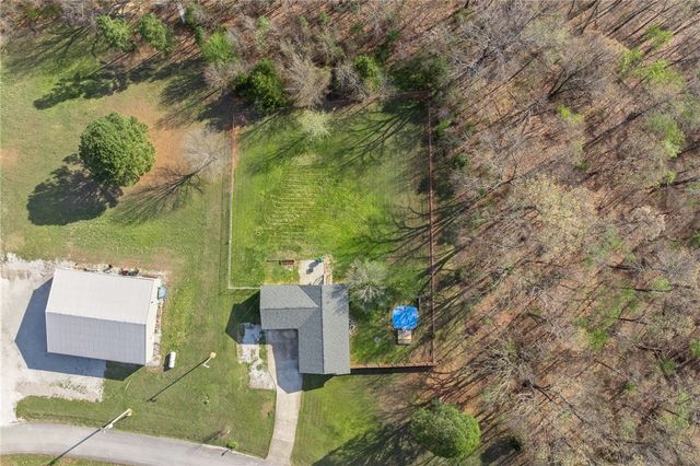 7814 Pine Meadows Drive, Omaha, AR 72662