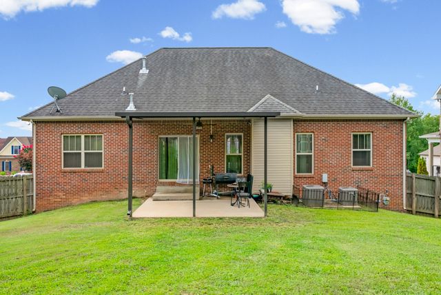3515 Rabbit Run Trl, Adams, TN 37010