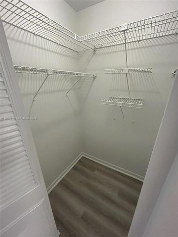 11905 NE 2nd Avenue C402, North Miami, FL 33161