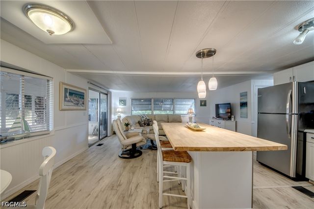 5510 Back Bay BEND, North Fort Myers, FL 33917