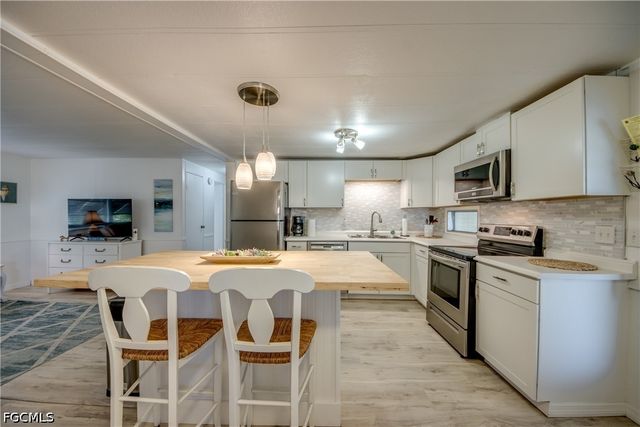 5510 Back Bay BEND, North Fort Myers, FL 33917