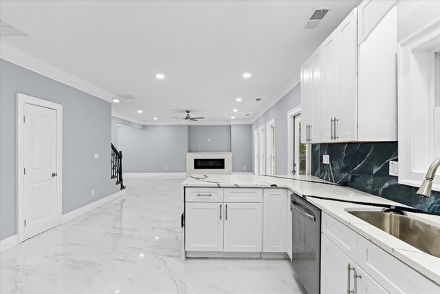 2673 Royal Oak Court, Acworth, GA 30102