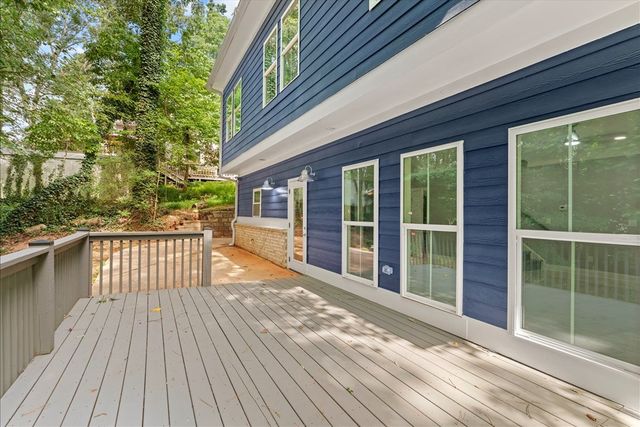 2673 Royal Oak Court, Acworth, GA 30102