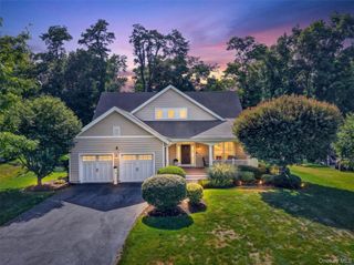 18 Sassafras Circle, Hopewell Junction, NY 12533